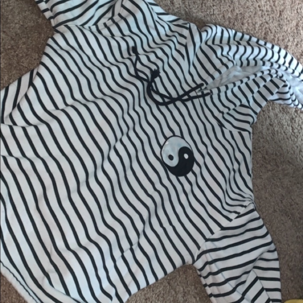 Black and white long sleeve